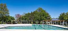 2: swimmingPool